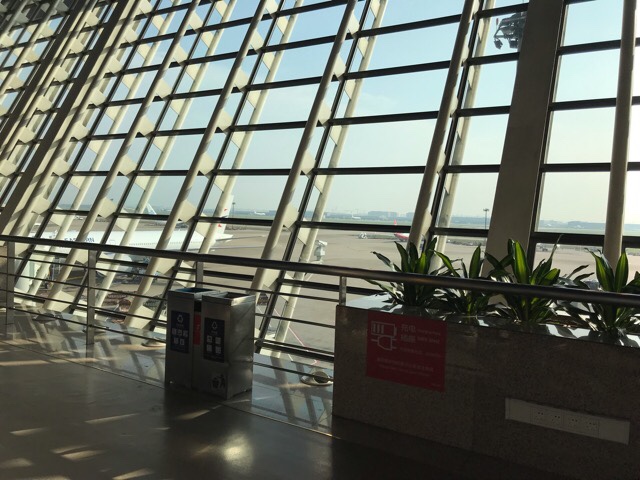 北京首都国際空港と上海浦東国際空港の違い
